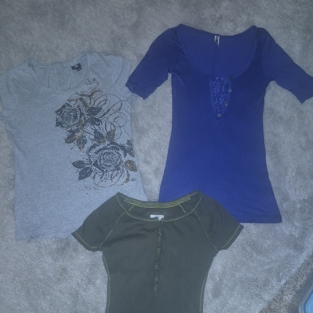 Women's Short Sleeved Top Bundle